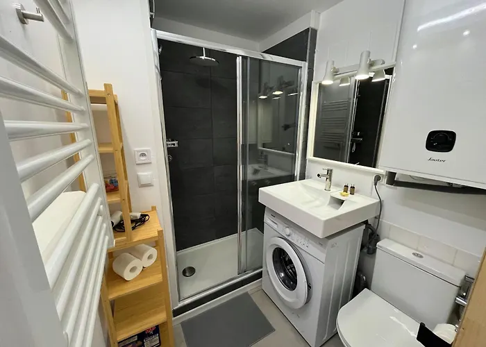 Petite Cour Privee - A 1minute A Pied De La Apartment