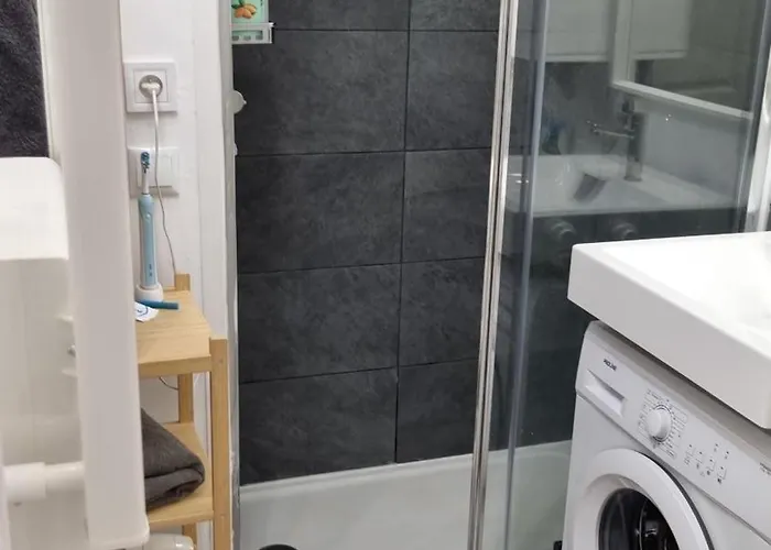 Petite Cour Privee - A 1minute A Pied De La Apartment