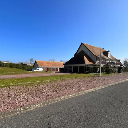 Petite Cour Privée - à 1minute à Pied De La *