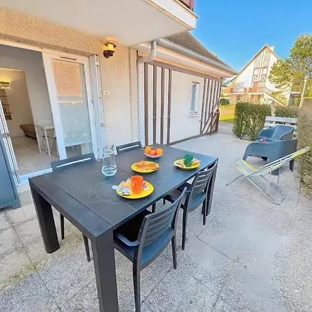 Apartment Petite Cour Privee - A 2 Minutes A Pied De La *
